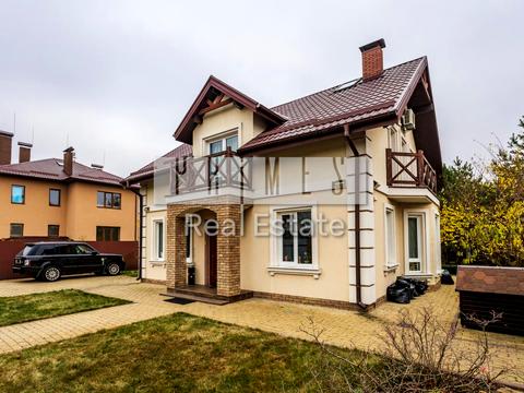 будинок за адресою Центральна вул.