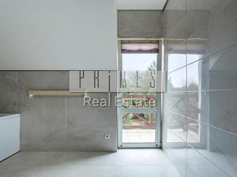 будинок за адресою Центральна вул.