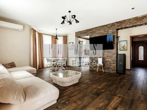 будинок за адресою Центральна вул.