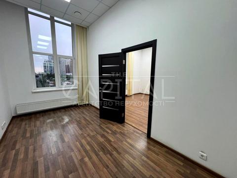 коммерческая по адресу Андрея Верхогляда ул. (Михайла Драгомирова), 16