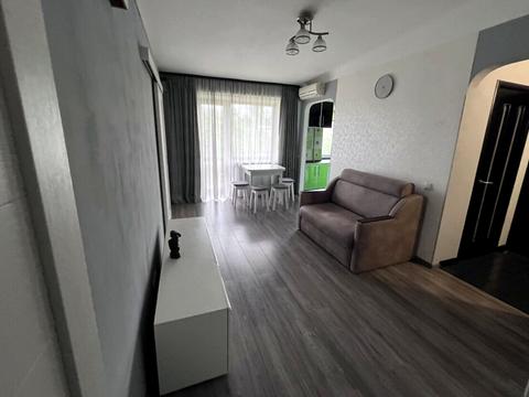 квартира за адресою Гетьмана Кирила Розумовського вул. (Миколи Краснова), 8