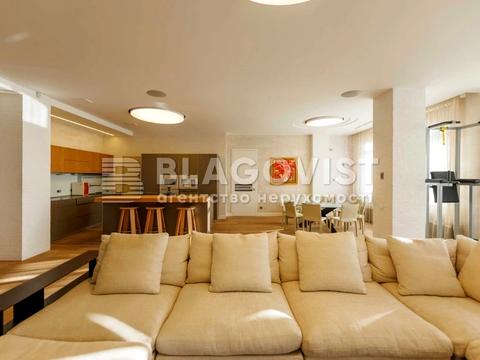 квартира за адресою Михайла Грушевського вул., 9-А