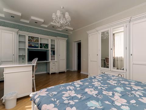 будинок за адресою Шкільна