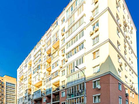 комерційна за адресою Сирецька вул., 32