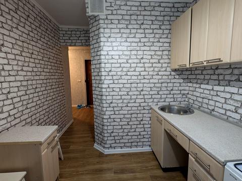 квартира за адресою Харківських Дивізій вул., 18