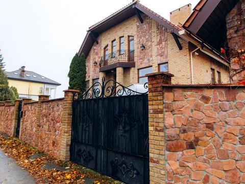 будинок за адресою Лісники