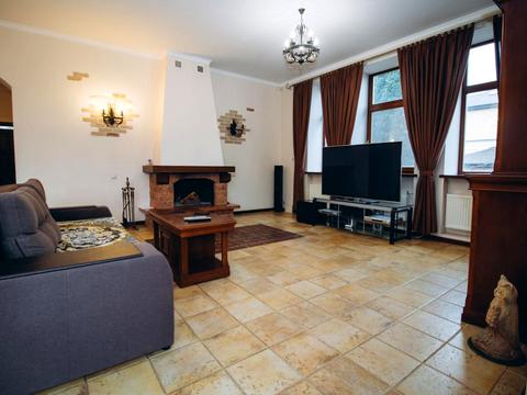 будинок за адресою Лісники