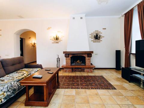 будинок за адресою Лісники