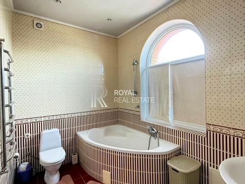 будинок за адресою вул. Доброго Дуба, 9