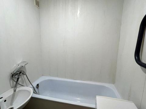 квартира за адресою Калинова вул., 81