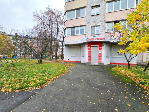 комерційна за адресою Богдана Хмельницького бульв., 4