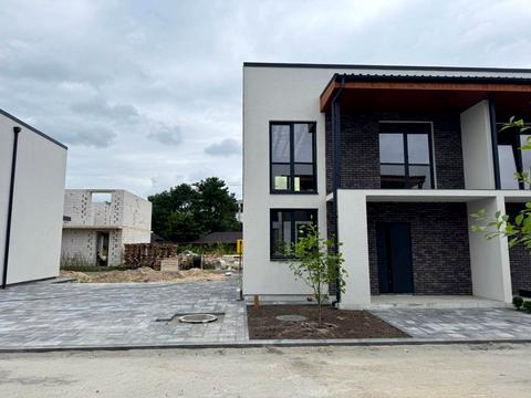 дом по адресу 7-ма Озерна, 1