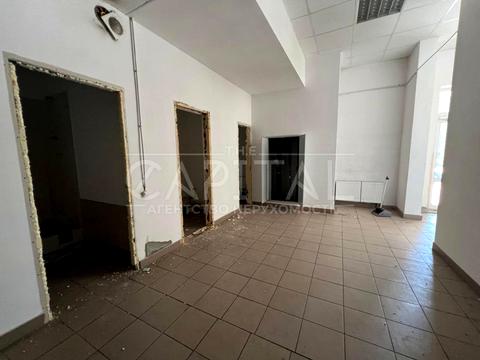 комерційна за адресою Андрія Верхогляда вул. (Михайла Драгомирова), 18-Б