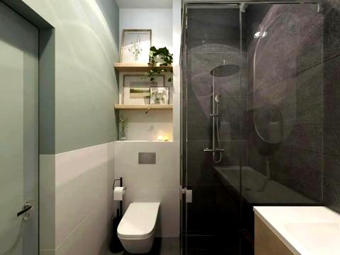 комерційна за адресою Володимирська вул., 81-Б