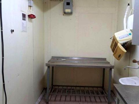 комерційна за адресою Богдана Хмельницкого вул., 63