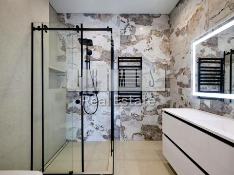 будинок за адресою Захрестова вул.