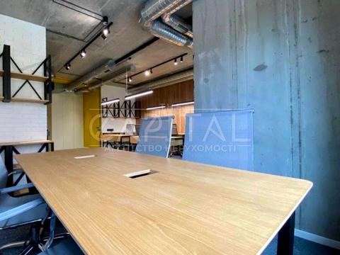 комерційна за адресою Василя Тютюнника вул. (Анрі Барбюса), 1/2