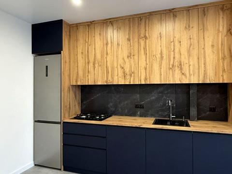 квартира по адресу Максимовича ул., 21