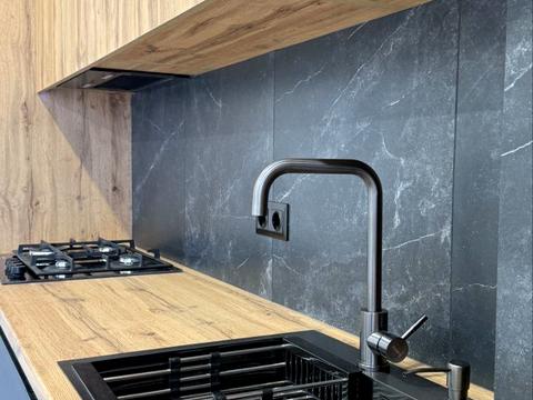 квартира по адресу Максимовича ул., 21