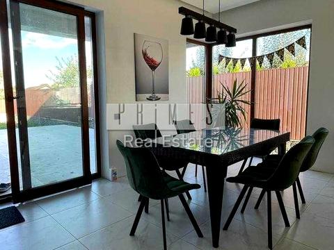 будинок за адресою Броварська вул.