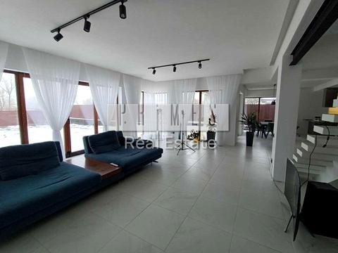 будинок за адресою Броварська вул.