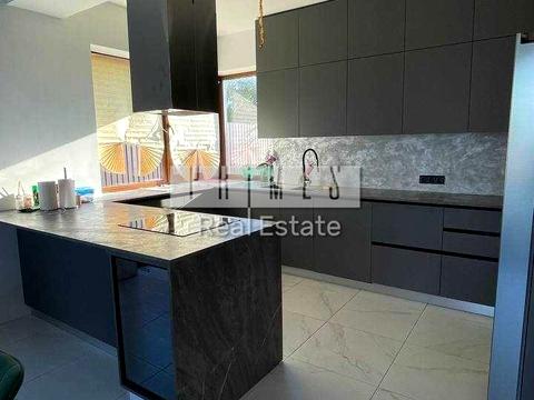 будинок за адресою Броварська вул.