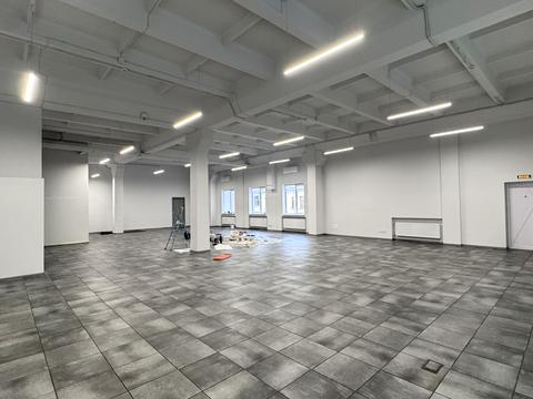 комерційна за адресою Князів Острозьких вул. (Московська), 23