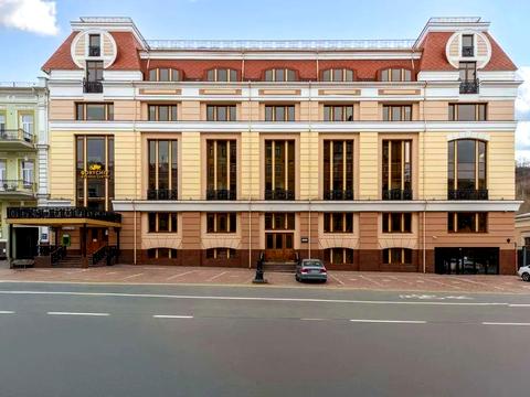 комерційна за адресою Боричів Тік вул., 35в