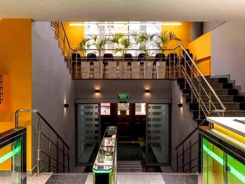 комерційна за адресою Боричів Тік вул., 35в