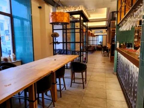 комерційна за адресою Приморський бульв., 7