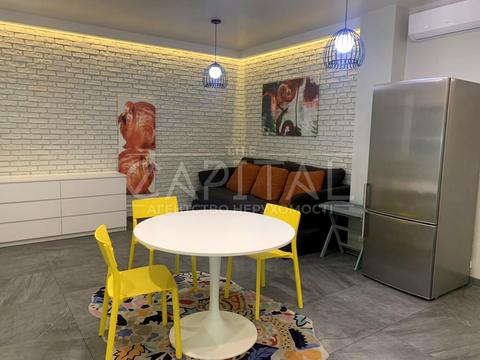 будинок за адресою Катерини Ступницької вул. (Уляни Громової)