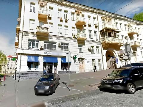 коммерческая по адресу Лютеранская ул., 3