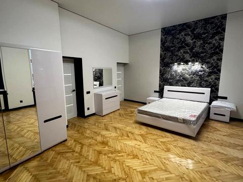 квартира по адресу Леси Украинки ул., 36