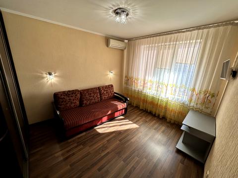 квартира за адресою Дніпровська набережна вул., 19-В