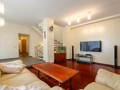 будинок за адресою Дмитра Дорошенка вул. (Чигоріна)