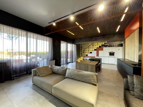 будинок за адресою Щаслива