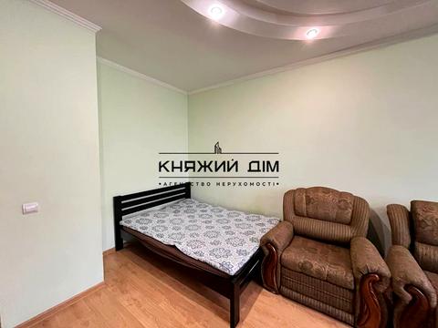 квартира по адресу Анны Ахматовой ул., 35