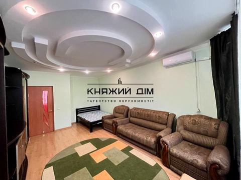 квартира по адресу Анны Ахматовой ул., 35