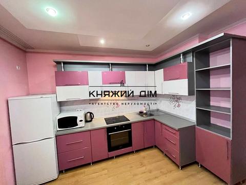 квартира по адресу Анны Ахматовой ул., 35