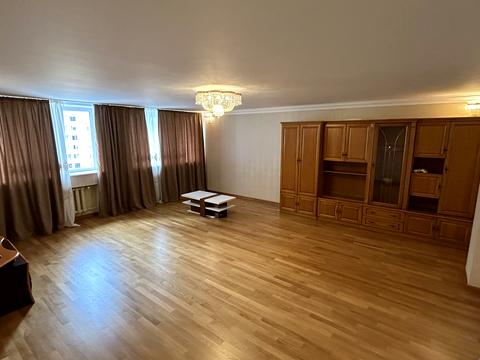 квартира за адресою Володимира Івасюка просп. (Героїв Сталінграду), 14