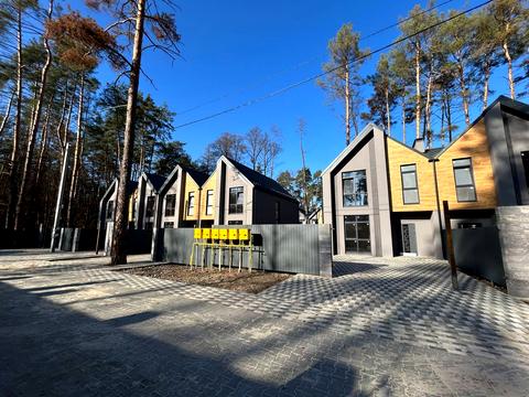 будинок за адресою Михайла Булгакова вул.