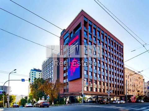 комерційна за адресою Саксаганського вул., 58