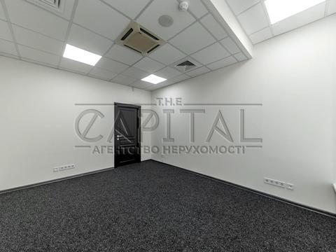 комерційна за адресою Січових Стрільців вул. (Артема), 50