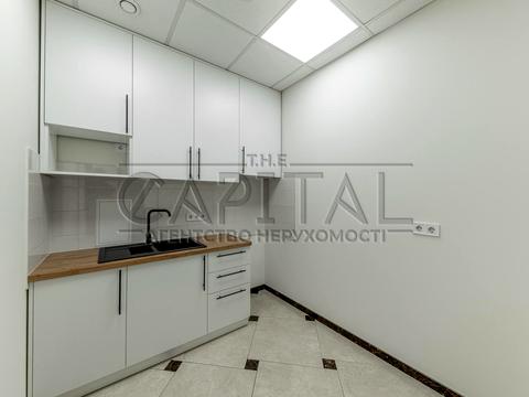 комерційна за адресою Січових Стрільців вул. (Артема), 50