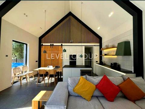 дом по адресу Київська