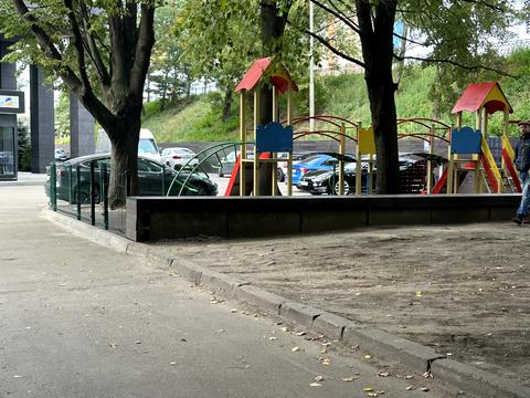 квартира за адресою Любомира Гузара просп. (Космонавта Комарова), 9