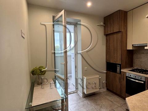 квартира за адресою Приозерний бульв., 3