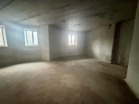 комерційна за адресою Мисливська вул., 24