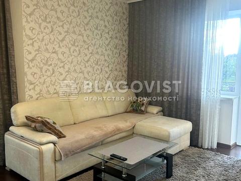 дом по адресу Новокиевская ул.