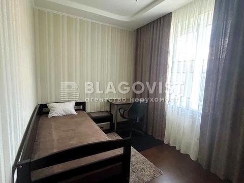 дом по адресу Новокиевская ул.